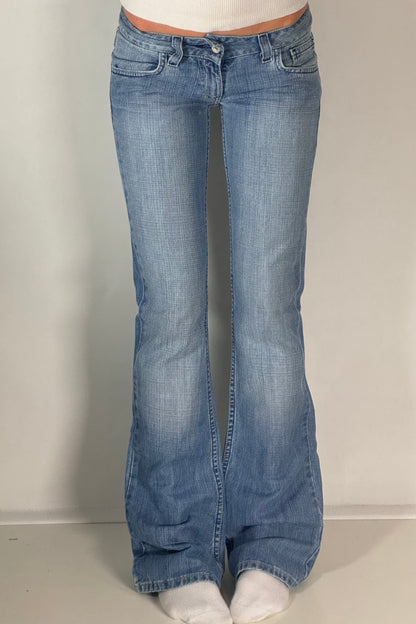 Low waist jeans