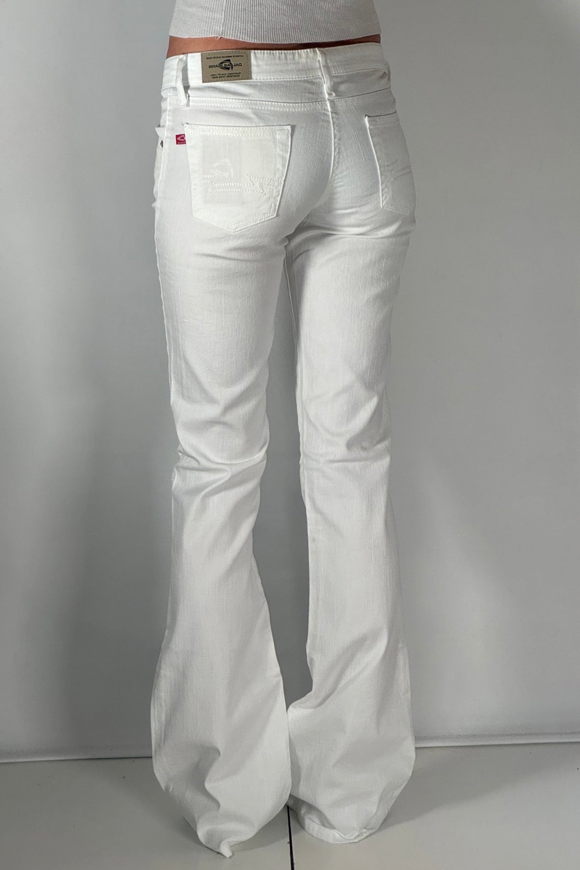 Lågmidjade jeans vit
