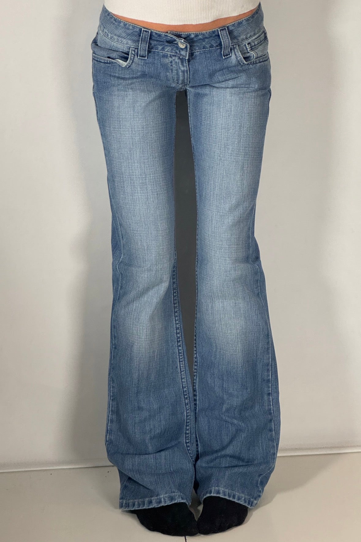 Low waist jeans